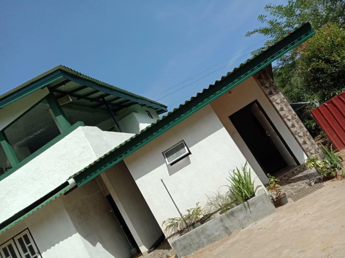 The Misty Mountain Guest House Haldummulla Экстерьер фото